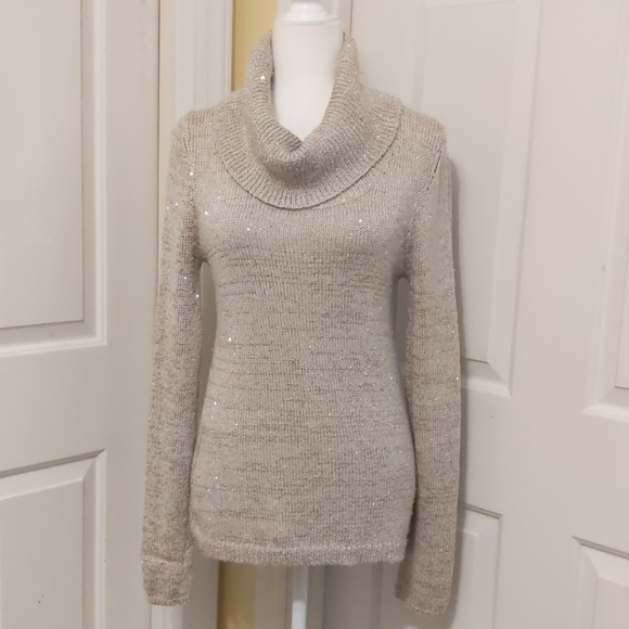 whbm sweaters